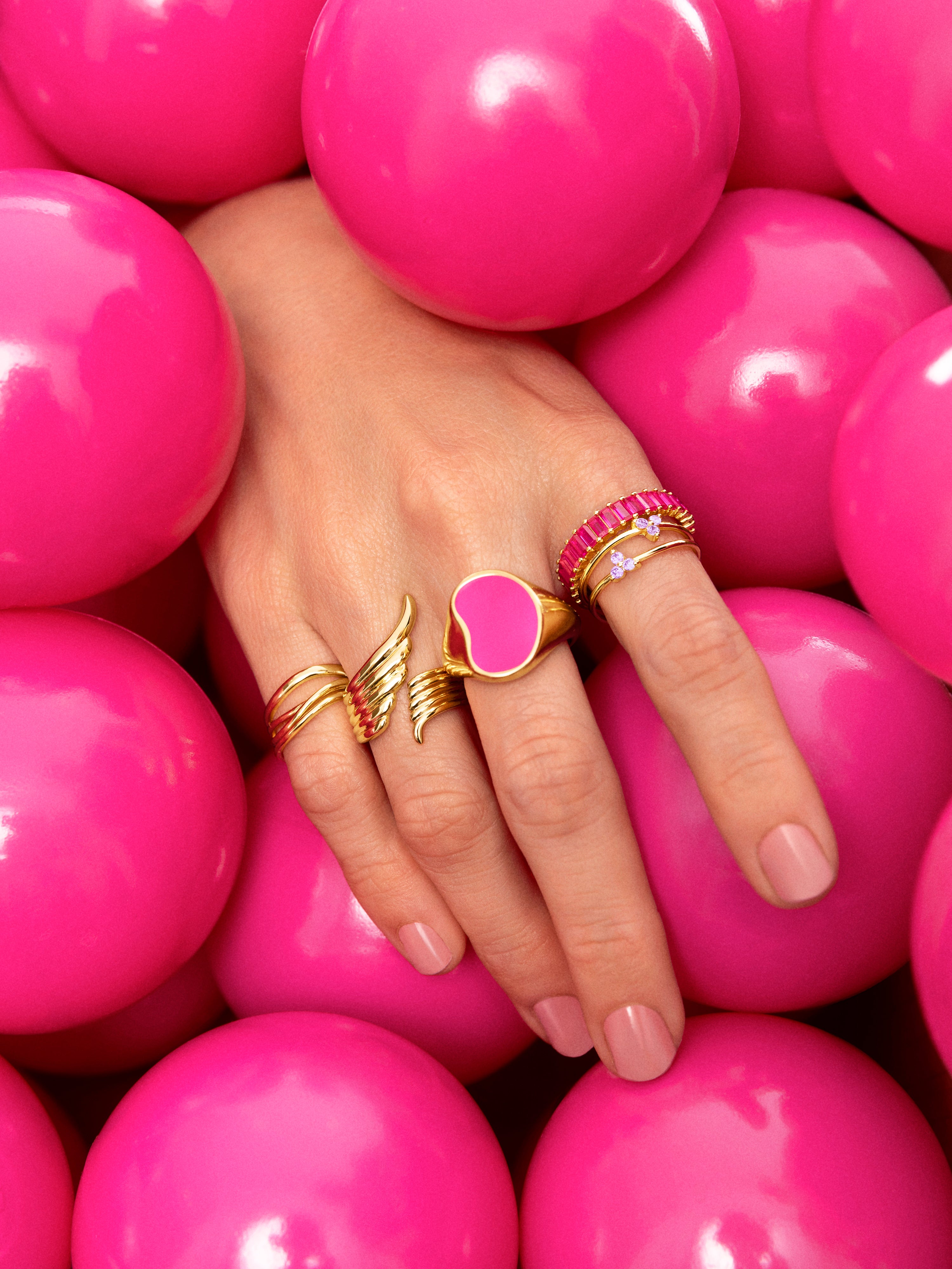 Signet Bean Neon Pink Enamel Gold Ring