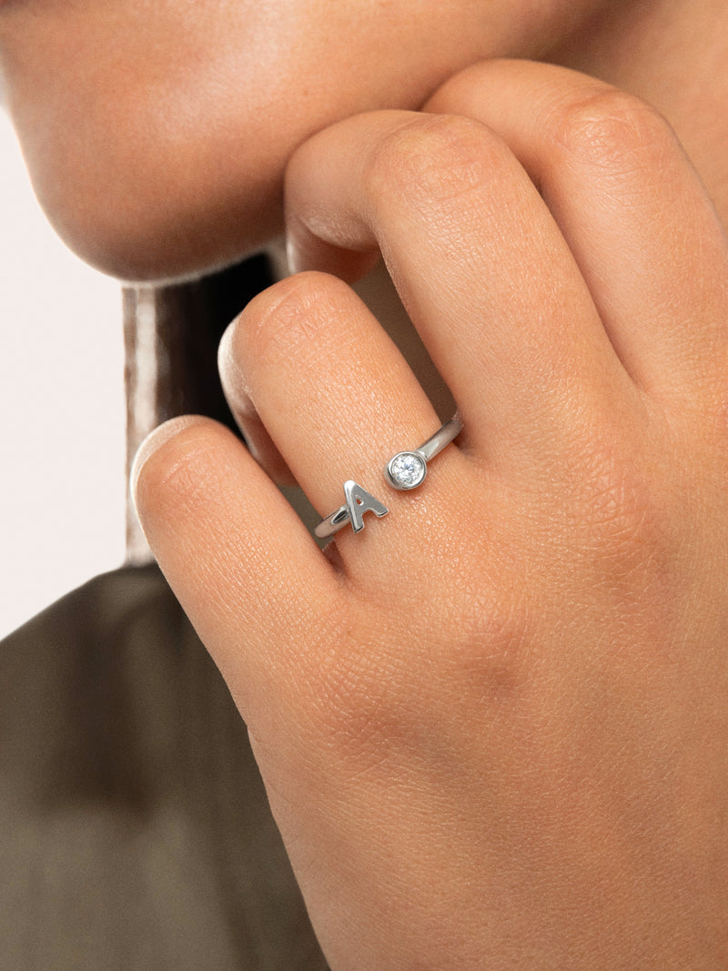 Anello Personalizzato Letter Spark Acciaio