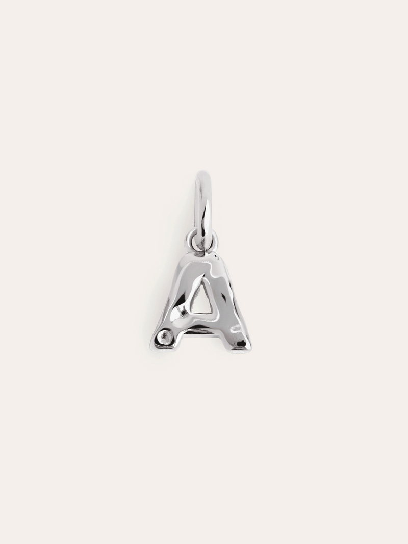 Charm Letter Organic Prata