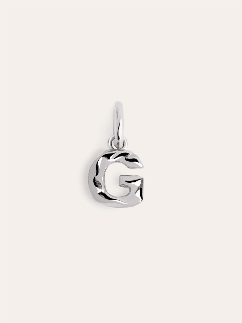Charm Letter Organic Prata