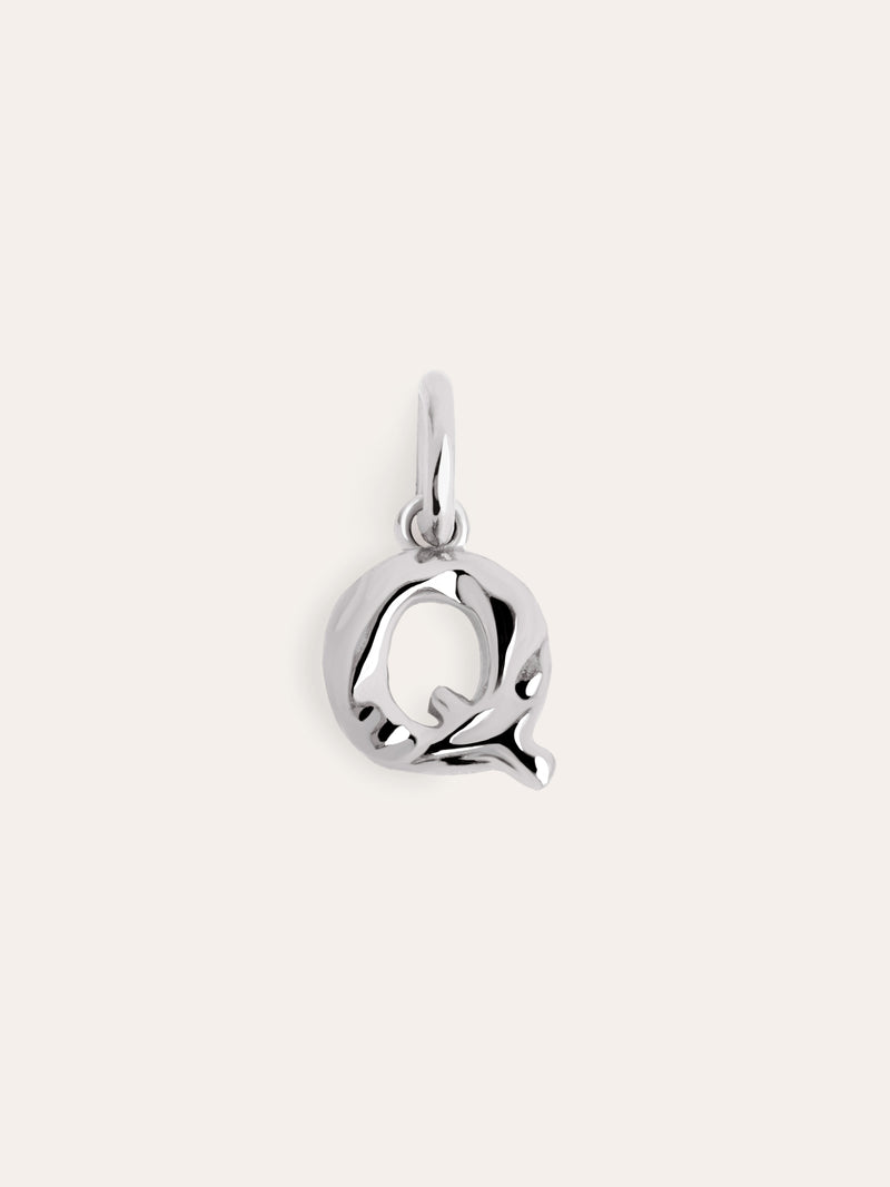 Charm Letter Organic Prata