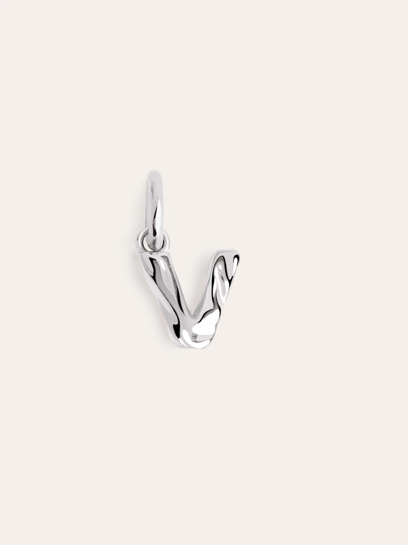 Charm Letter Organic Prata