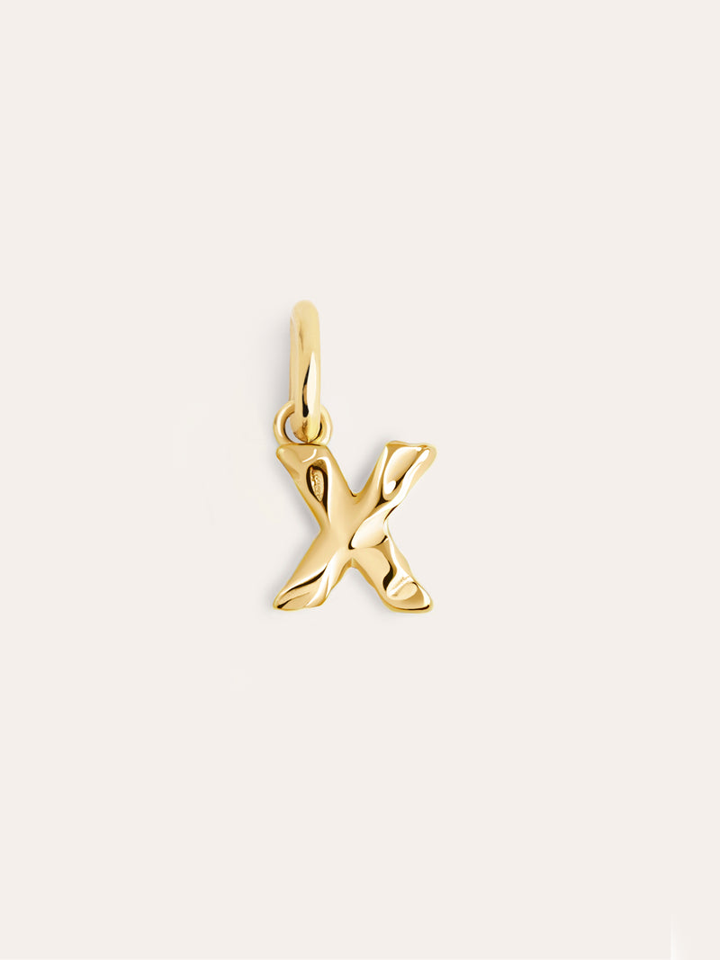 Charm Letter Organic Prata Banho de Ouro