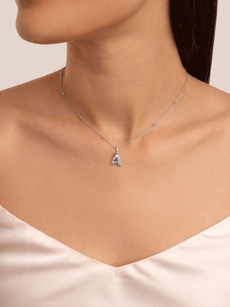 Charm Letter Organic Prata