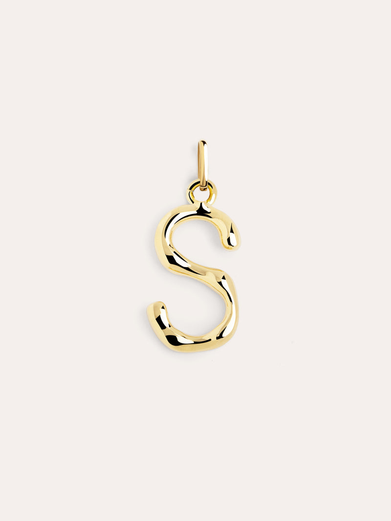 Charm Letter XL Banho de Ouro