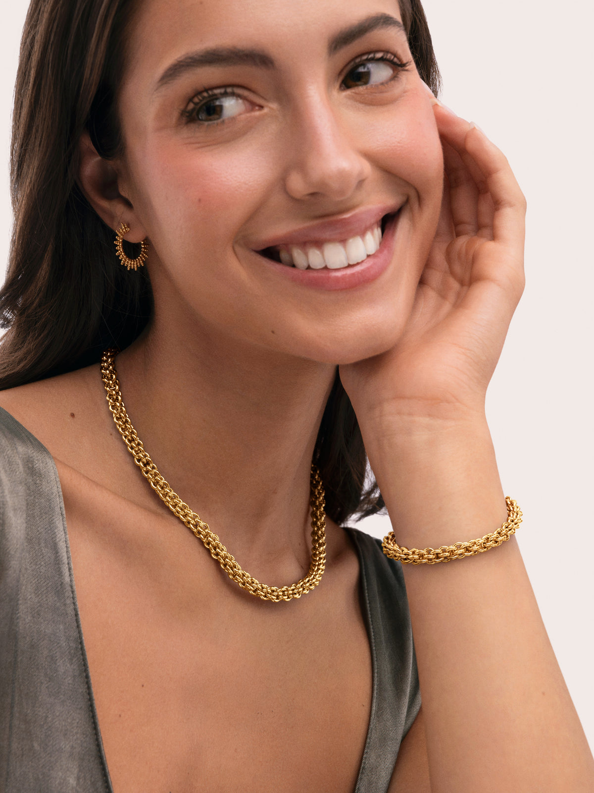 Geschenkset Halskette Big Rope und Armband Big Rope aus Stahl mit Goldbeschichtung - puesto en modelo