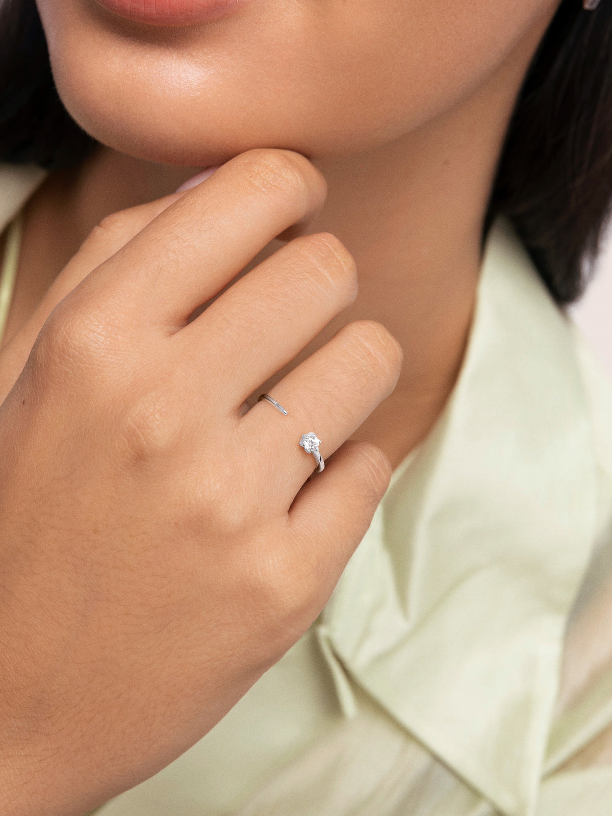 Ring Sophie - puesto en modelo