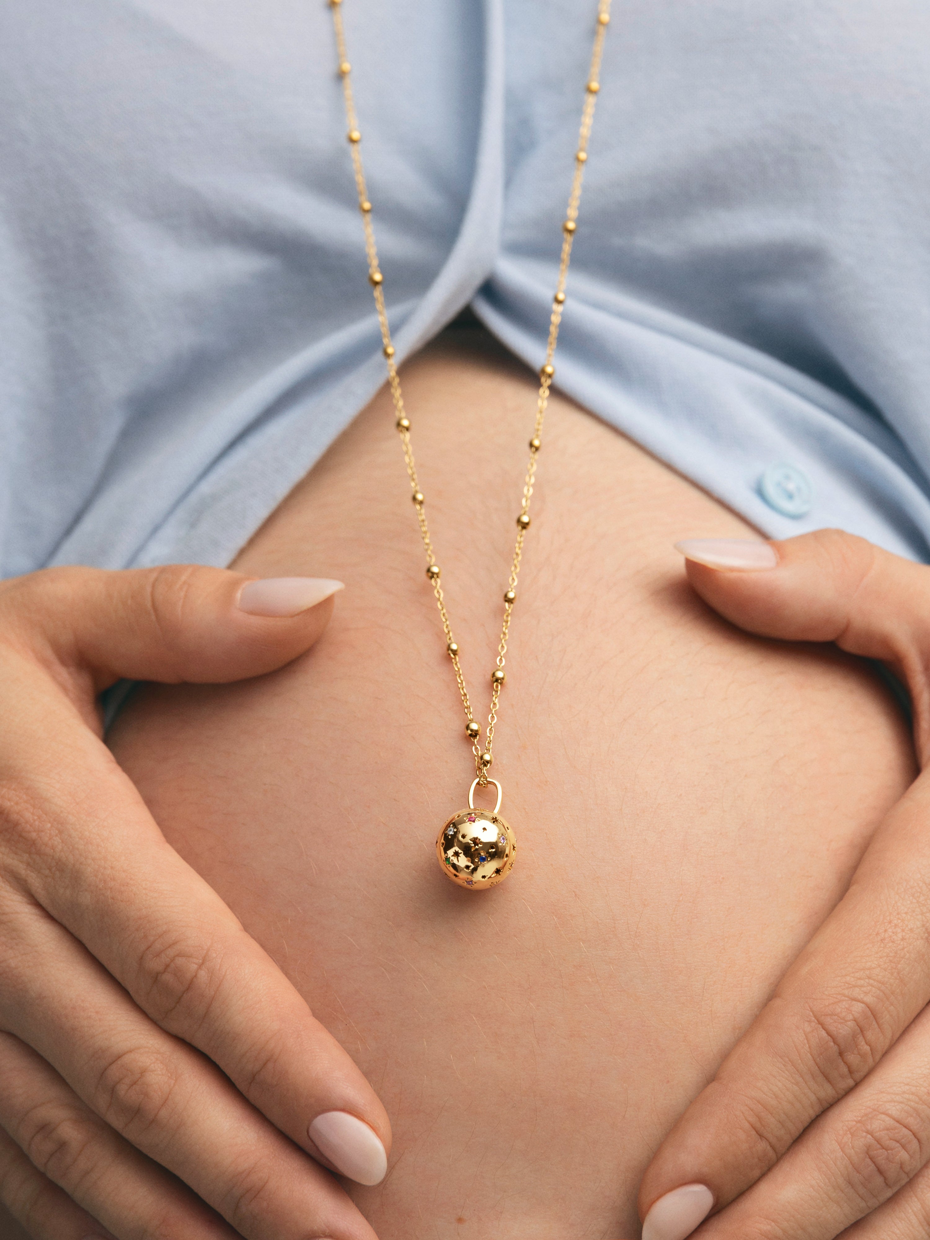 Pack Regalo Collar Long Dots y Charm Llamador de Ángeles Baño Oro