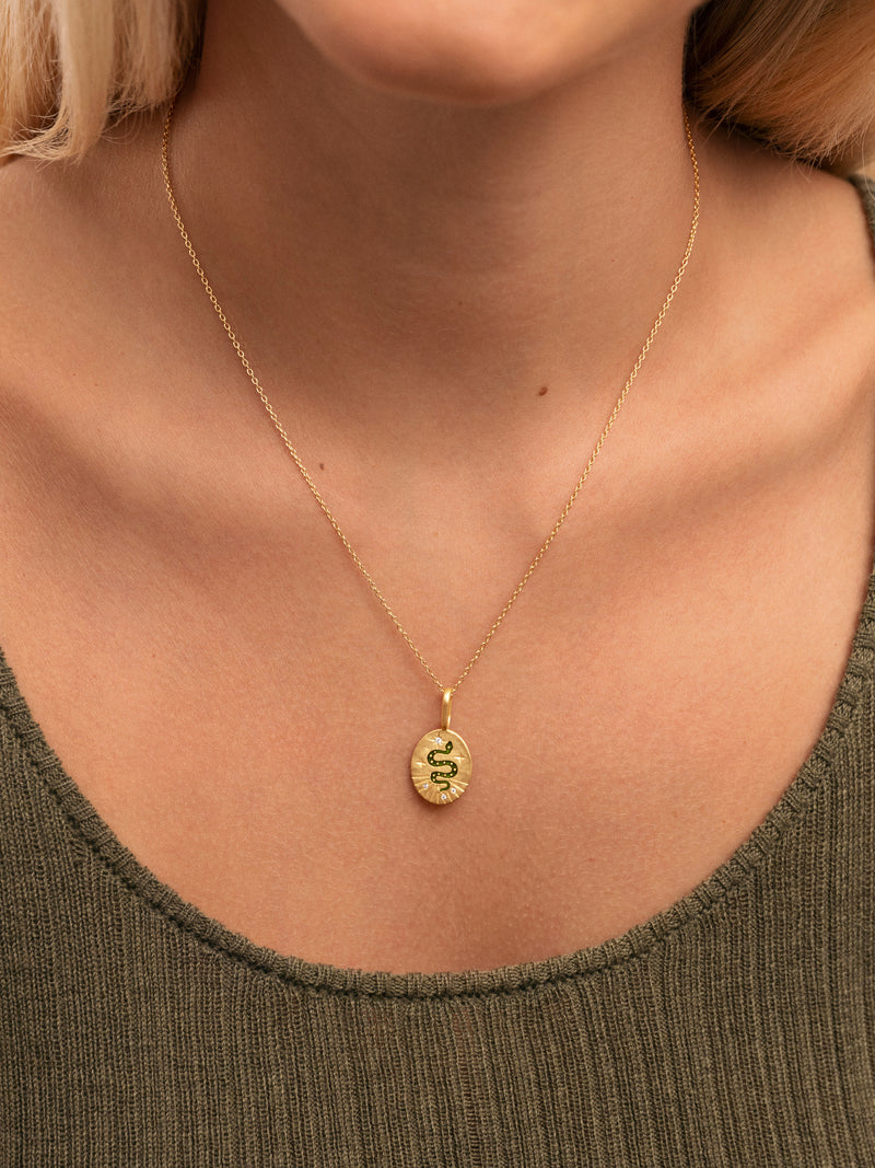 Mystic Schlange Charm, vergoldet