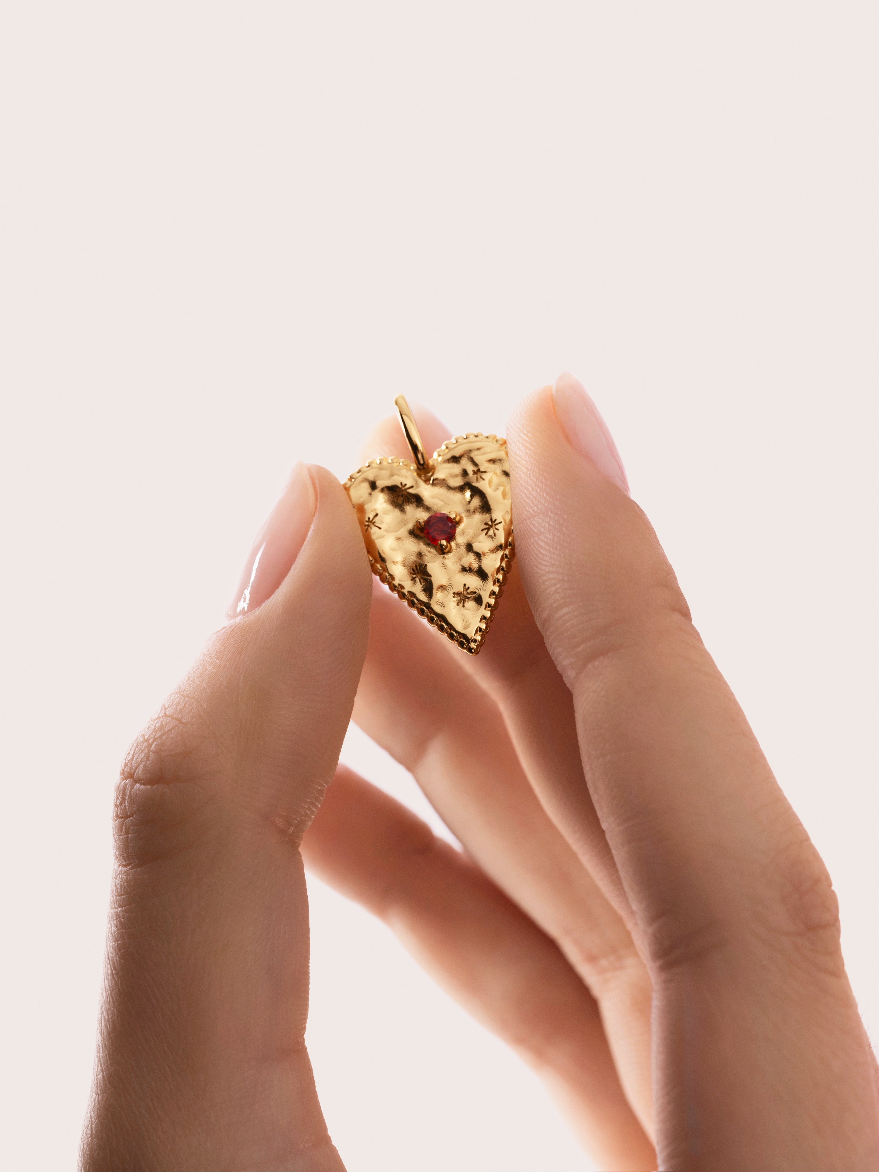 Raw Heart Charm, vergoldet