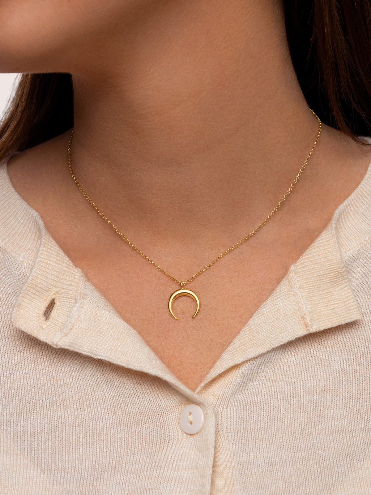 Ketting Moonset Staal verguld - puesto en modelo