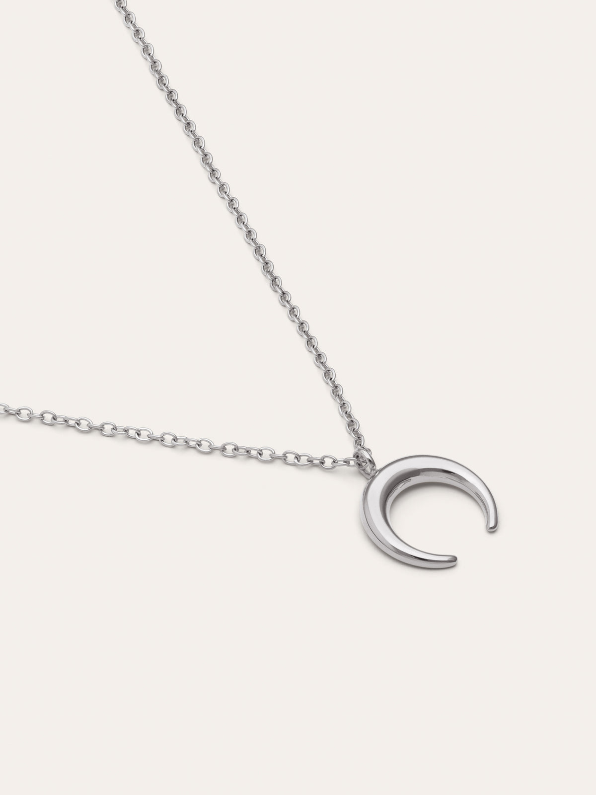 Imagen detalle de Collar Moonset Acero