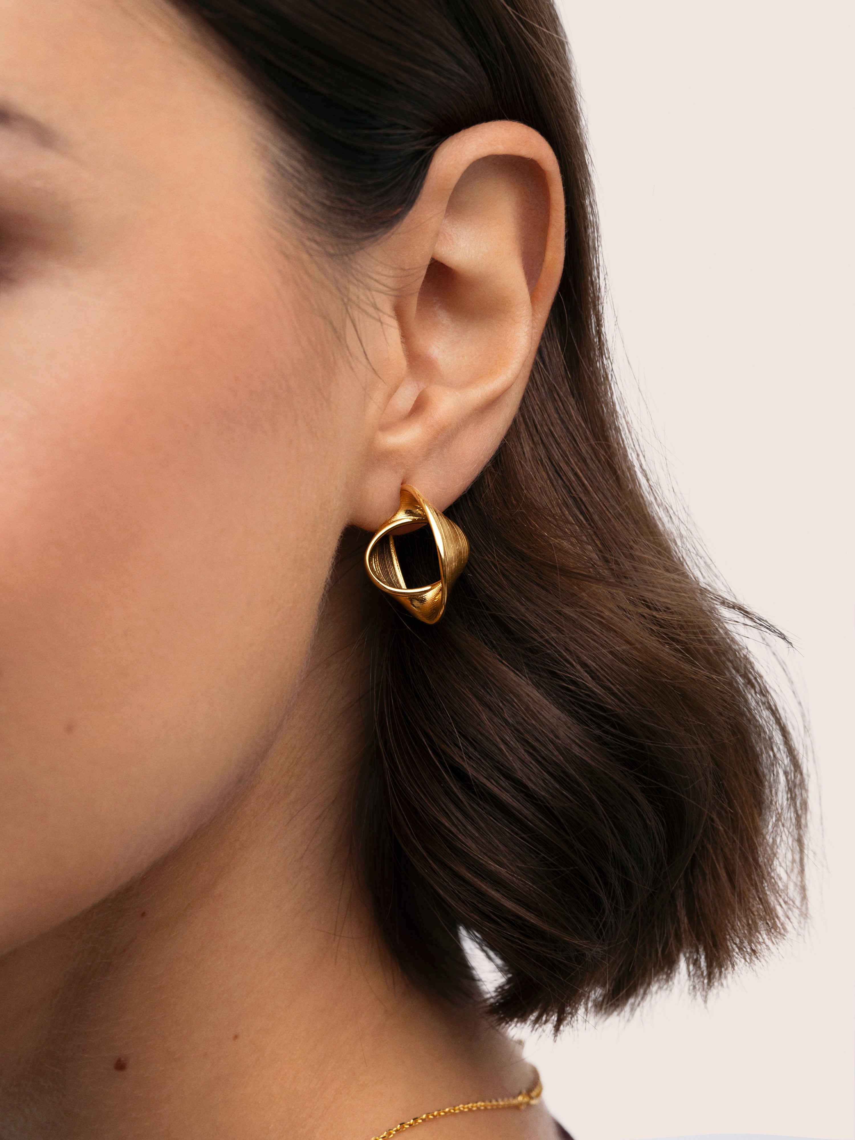 Mini Inifity Ohrringe, Edelstahl vergoldet