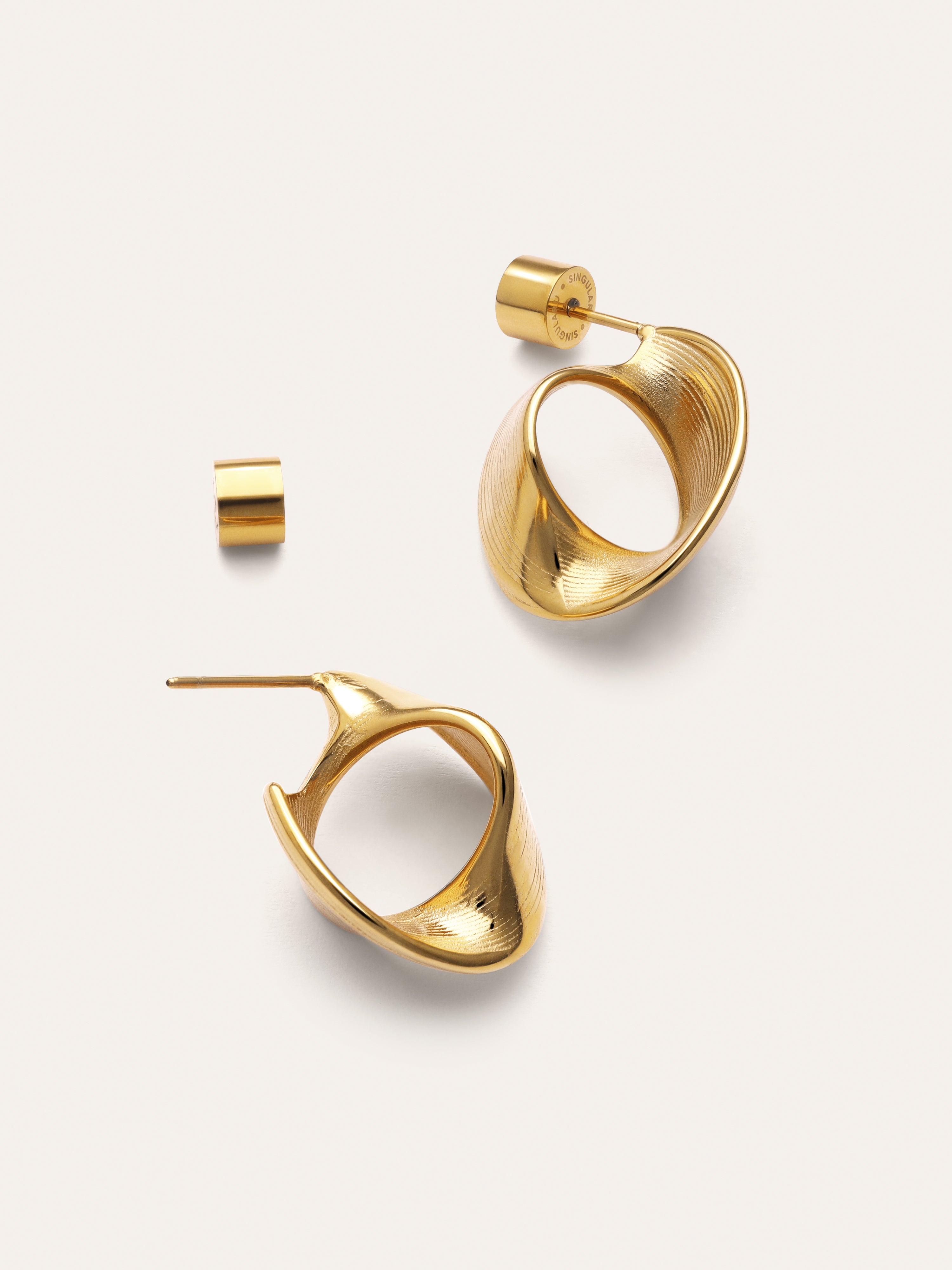 Mini Inifity Ohrringe, Edelstahl vergoldet