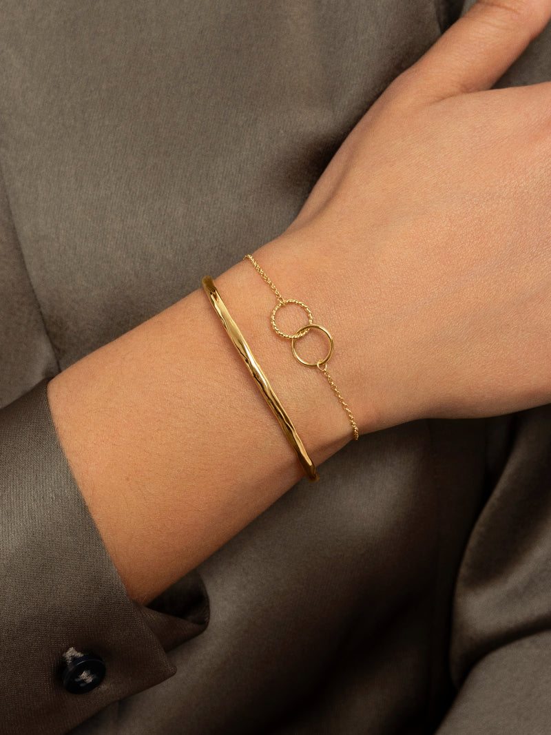 Pulseira Circles Twist Banho de Ouro