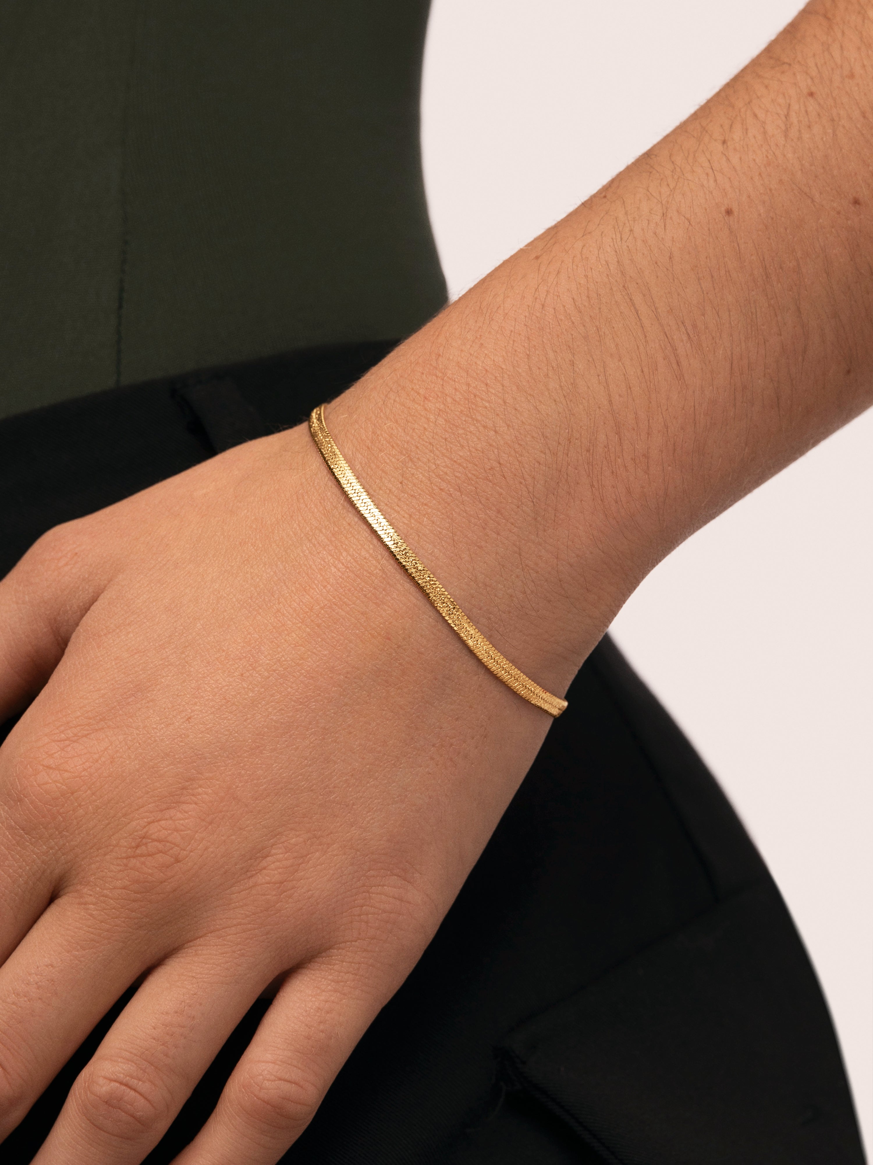 Lisse Sparkling Stainless Steel Gold Bracelet